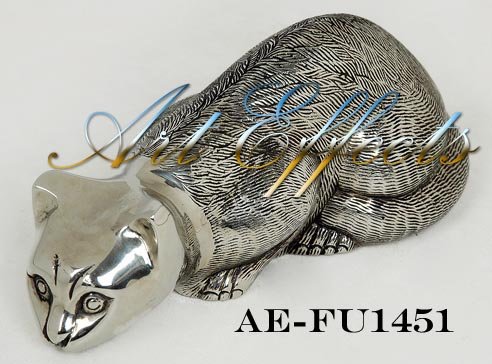 Manufacturers Exporters and Wholesale Suppliers of Brass Crouching Cat Urn Mumbai, Maharashtra